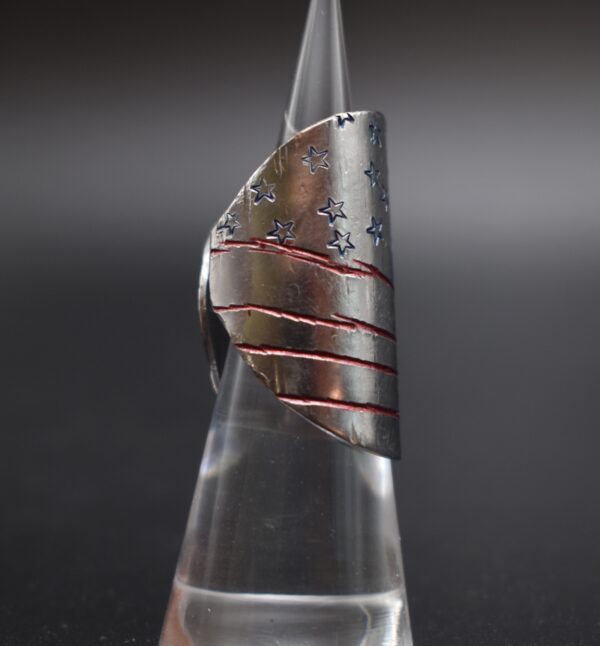 American Flag G>/\\/ Spoon Ring - Image 8