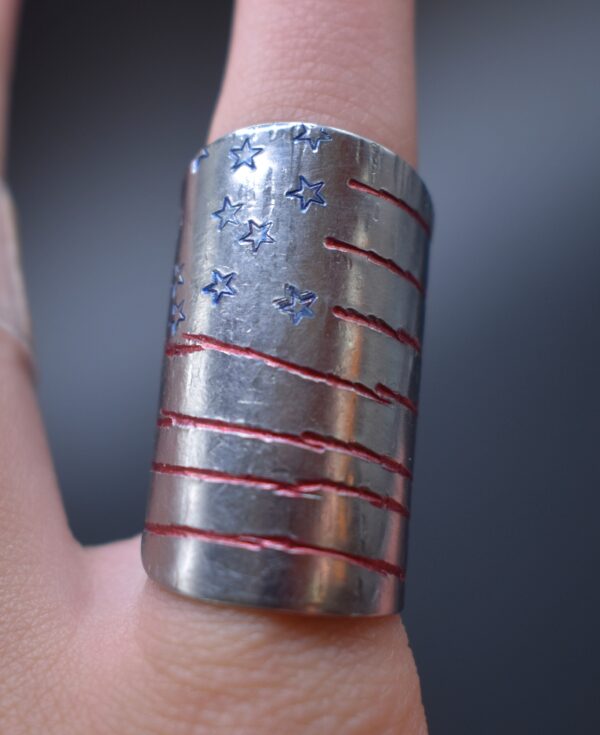 American Flag G>/\\/ Spoon Ring