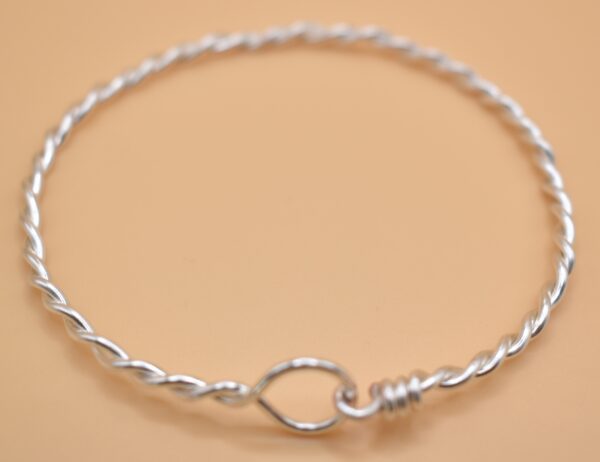 Silver Twisted Wire Bracelet - Image 3
