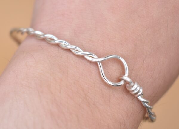 Silver Twisted Wire Bracelet - Image 5