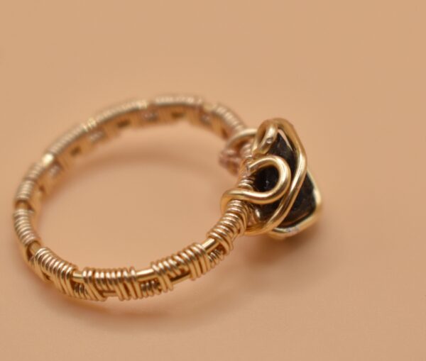 Gold Wire Black Stone Ring - Image 6
