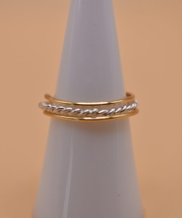 Twisted Silver Wire Gold Strand Ring - Image 3