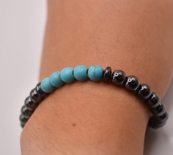 Black Pearl & Turquoise Bead Bracelet - Image 2