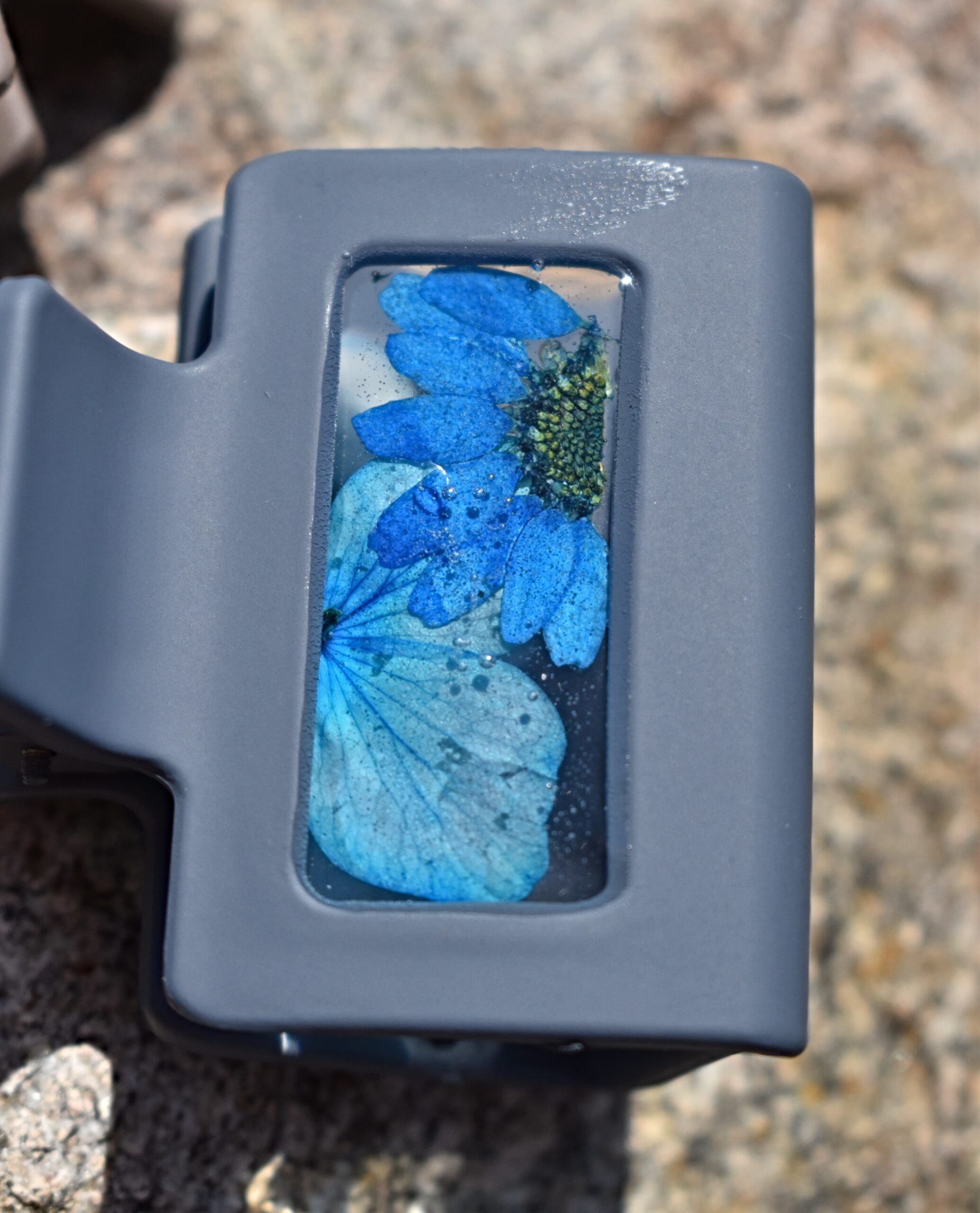 Blue Resin Hair Clip